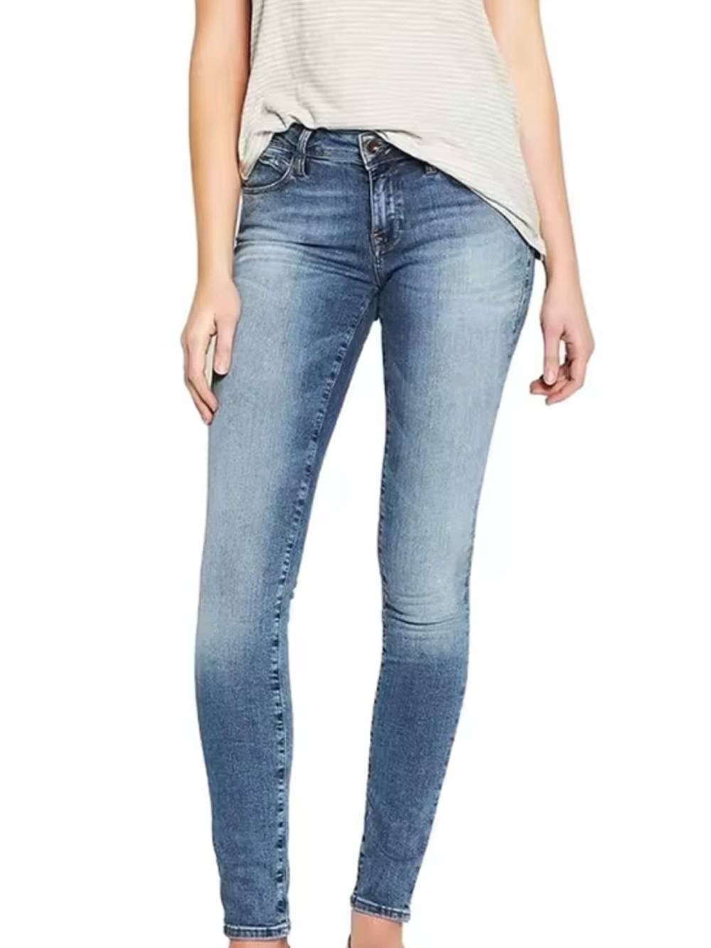 Arizona Jean Company Light Wash Skinny Jeans